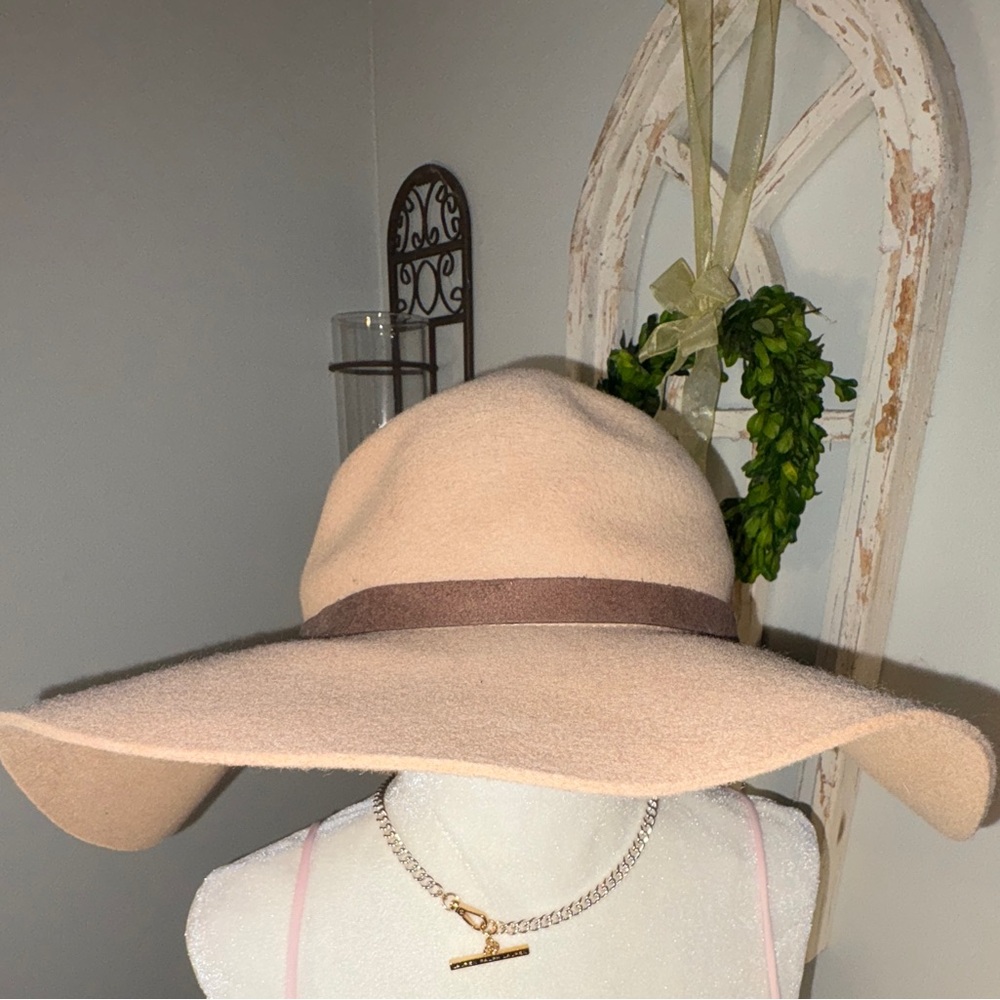 Elegant Tan Floppy Hat with Brown Band 100% Wool